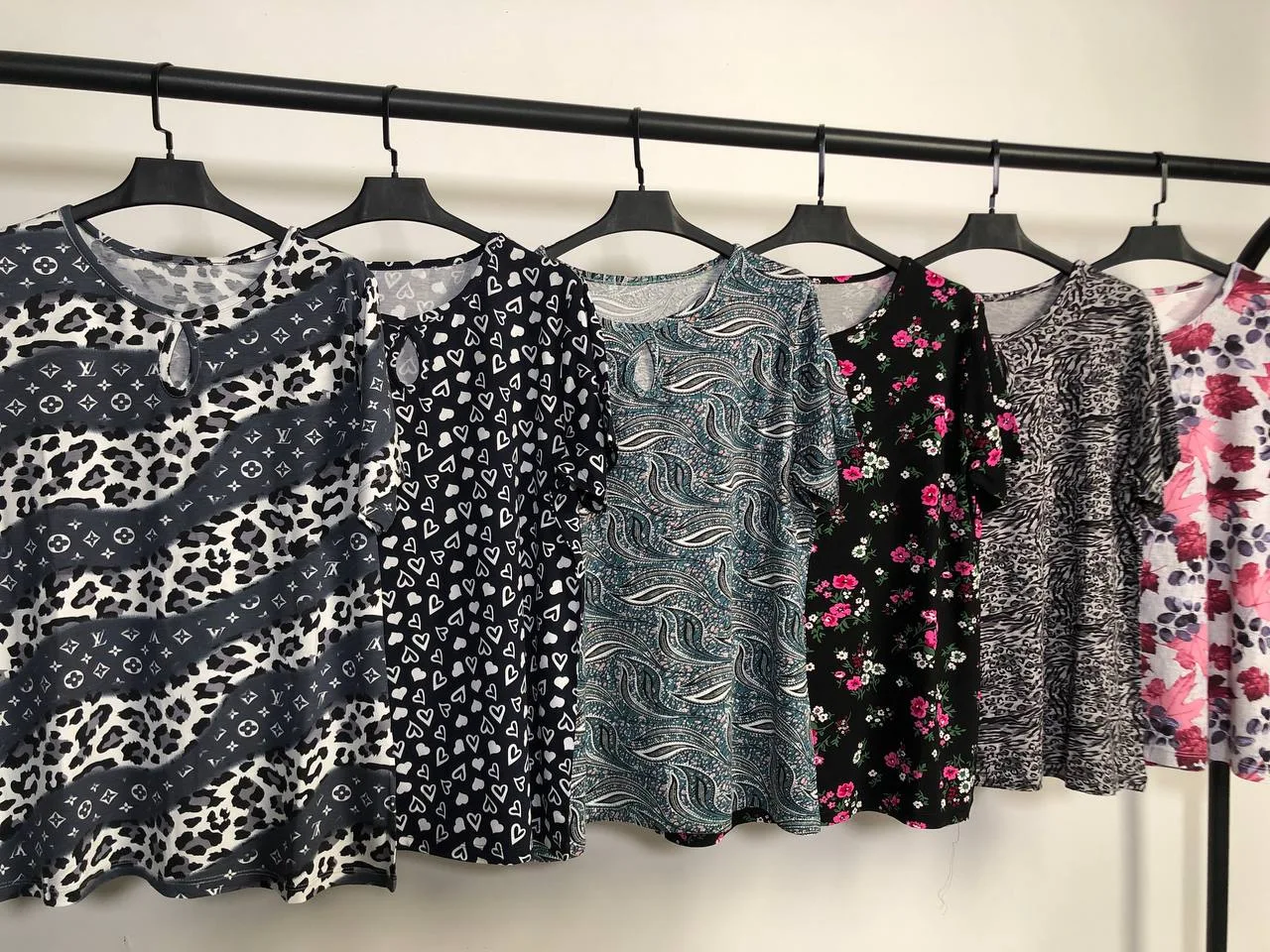 تیشرت ویسکوز یقه اشکی پک طرح بندی پنجم