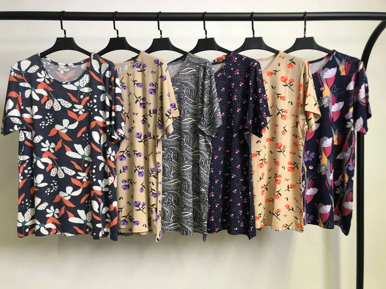 تیشرت ویسکوز یقه گرد پک طرح بندی دوم تیشرت ویسکوز یقه گرد پک طرح بندی دوم