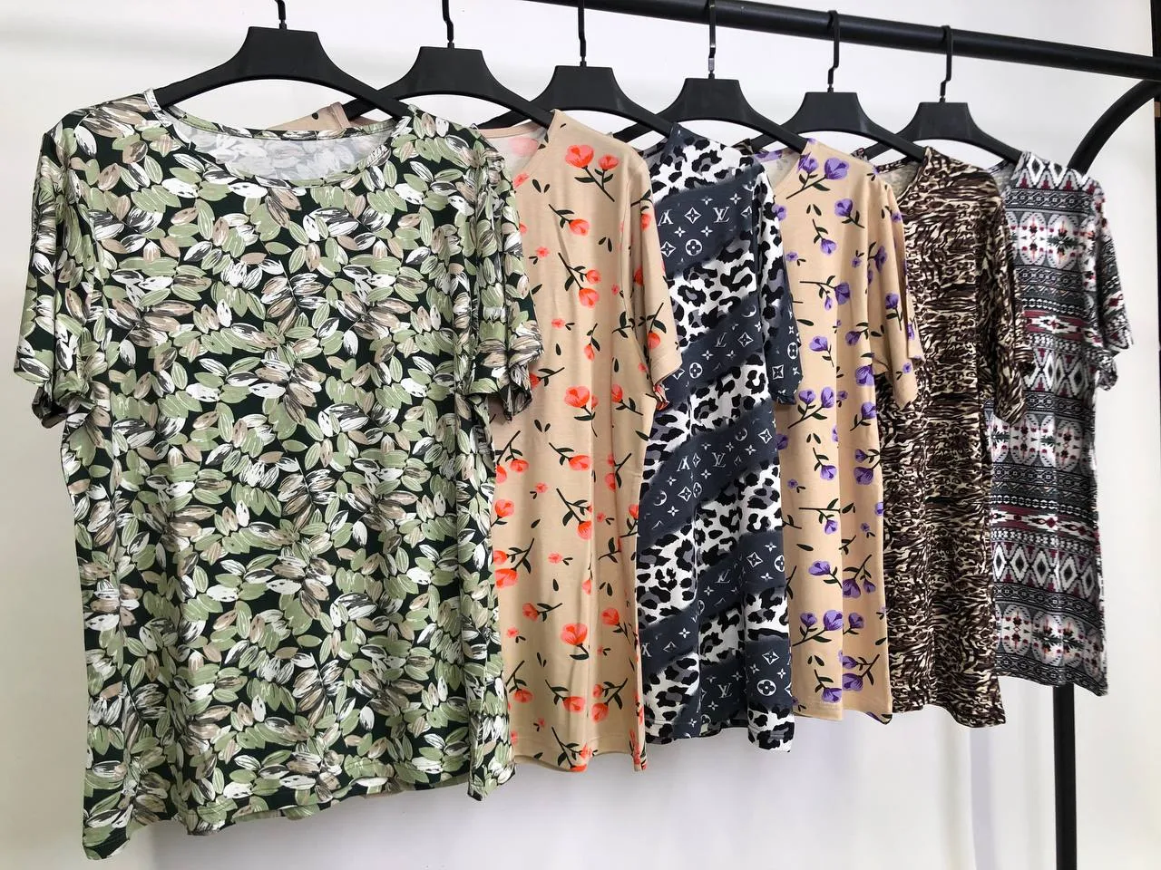 تیشرت یقه گرد پک طرح بندی نهم